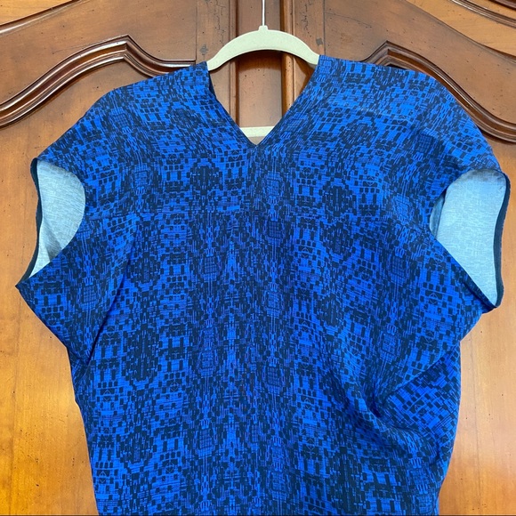 Vince Double V-Neck Silk Cobalt Blue Coastal Combo Print Dress | Small - Picture 6 of 10